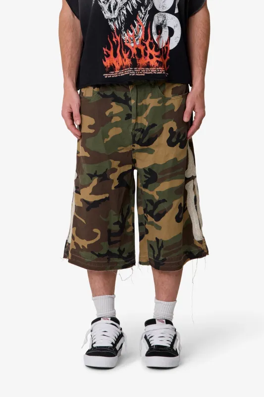 Ultra Baggy Bone Shorts - Camo made by MNML