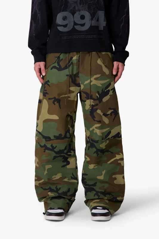Baggy Military Pants - Camo made by MNML