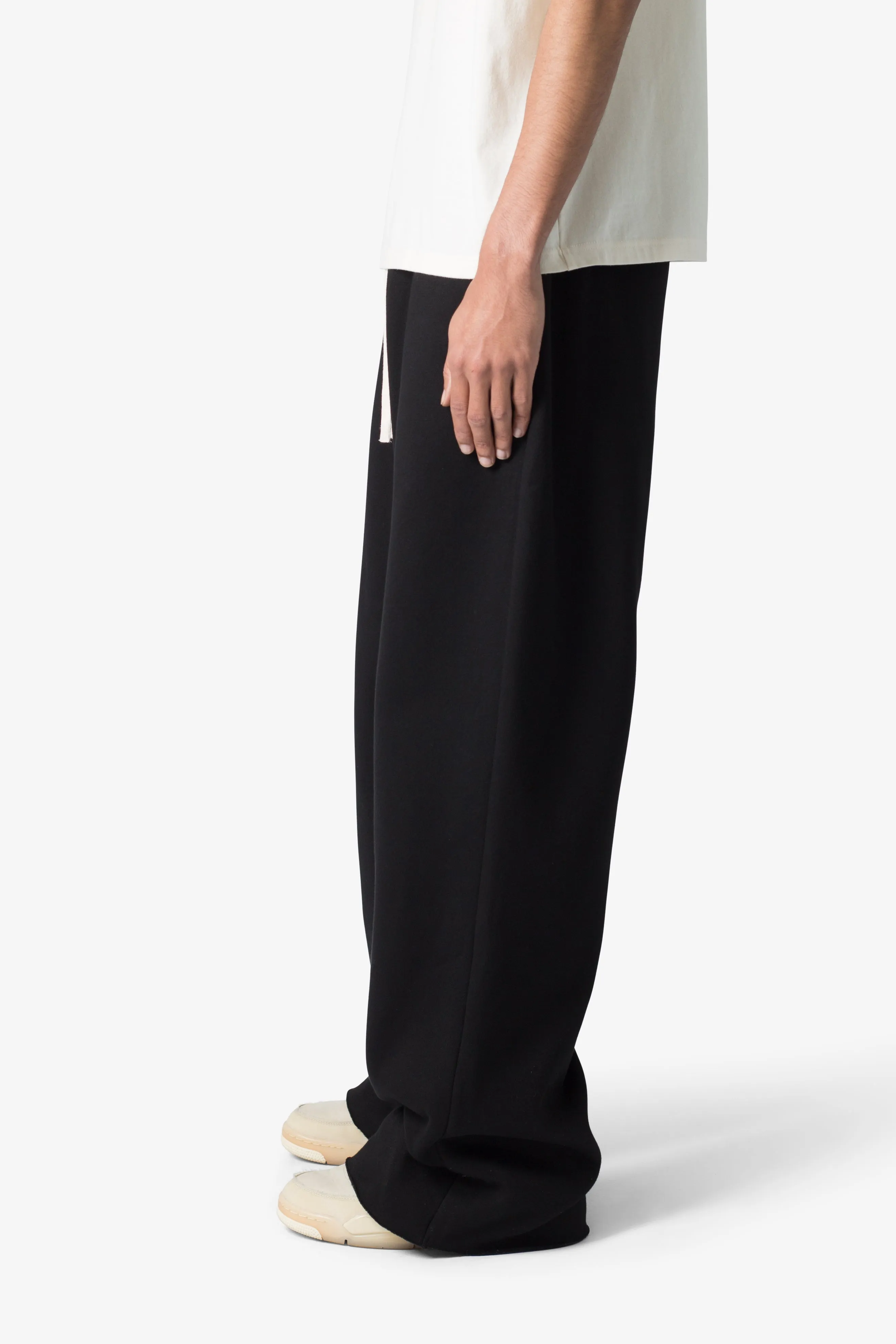 Washed Ultra Baggy Sweatpants - Black | Parallel