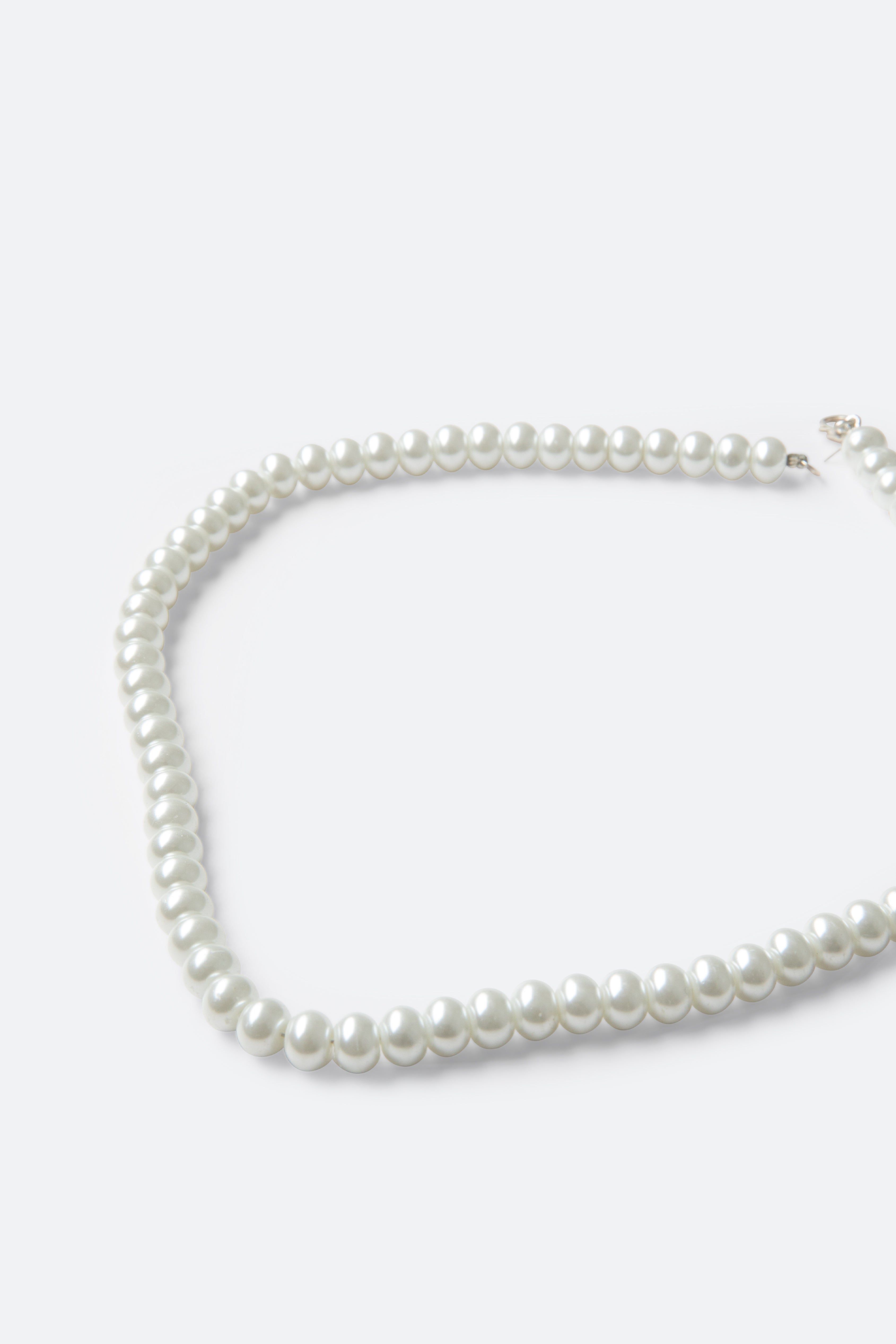 Solid Pearl Necklace - Off White sold by MNML product image thumbnail 2