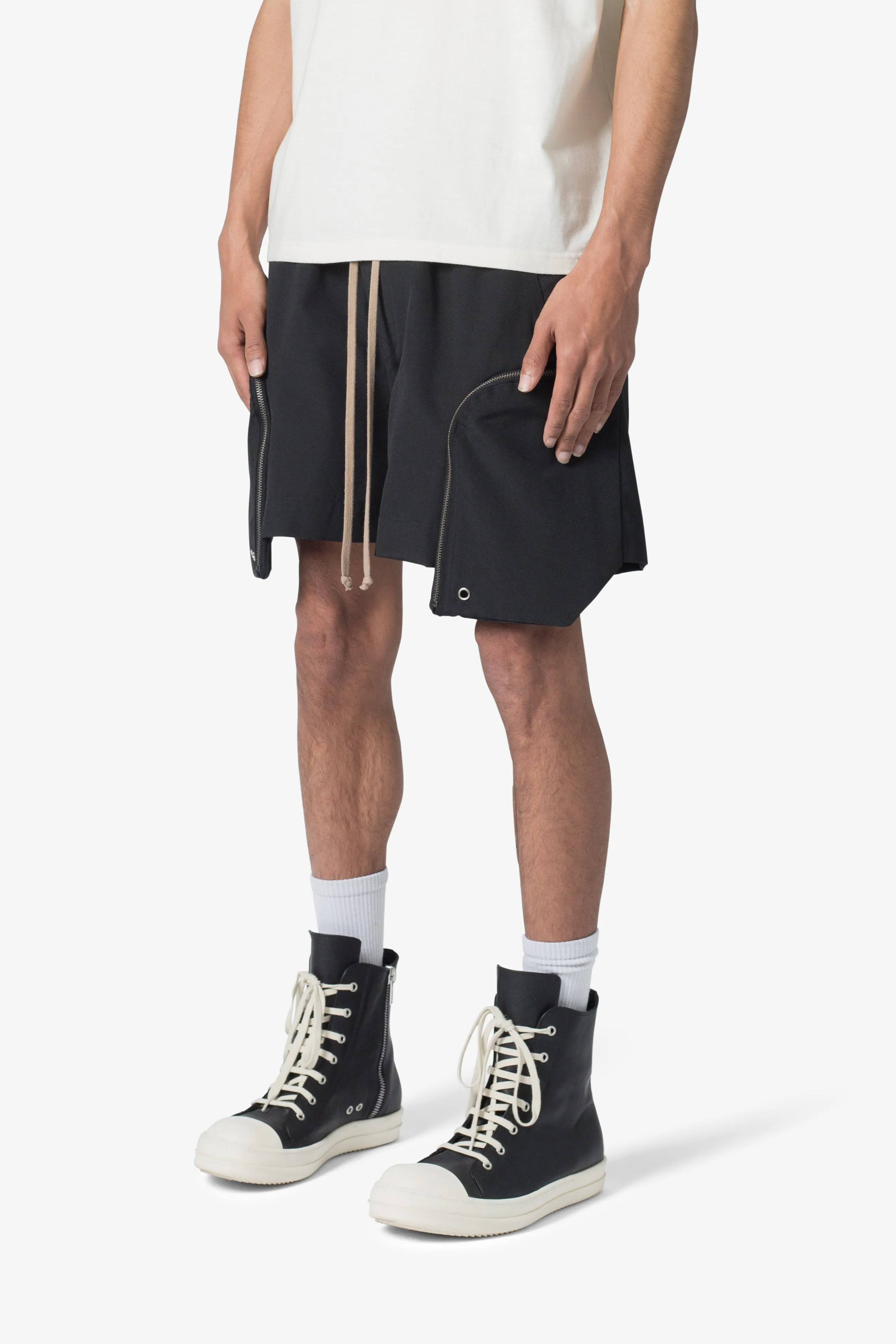 Front Pocket Geo Shorts - Black sold by MNML product image thumbnail 3
