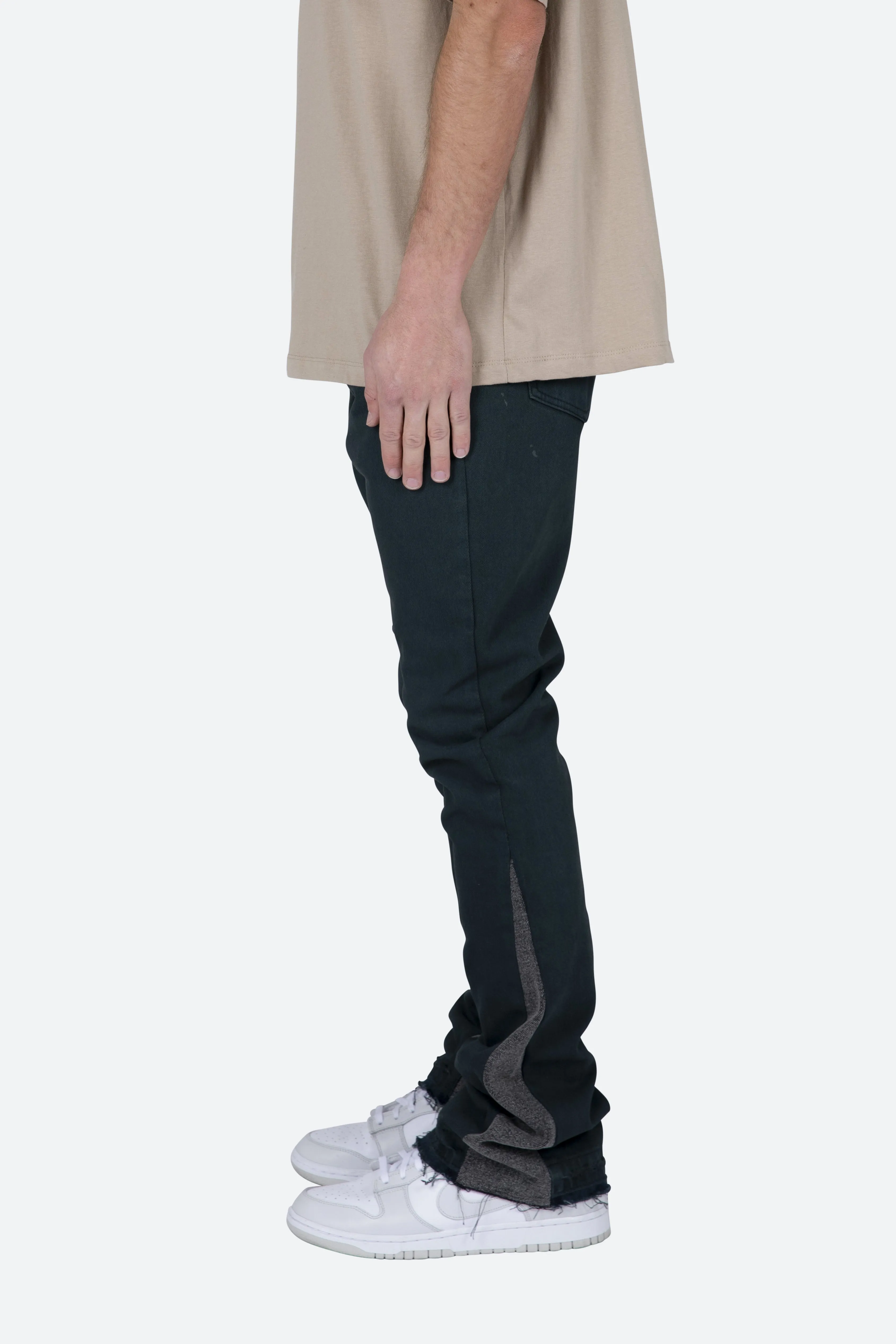 B453 Flare Denim - Black sold by MNML product image thumbnail 4