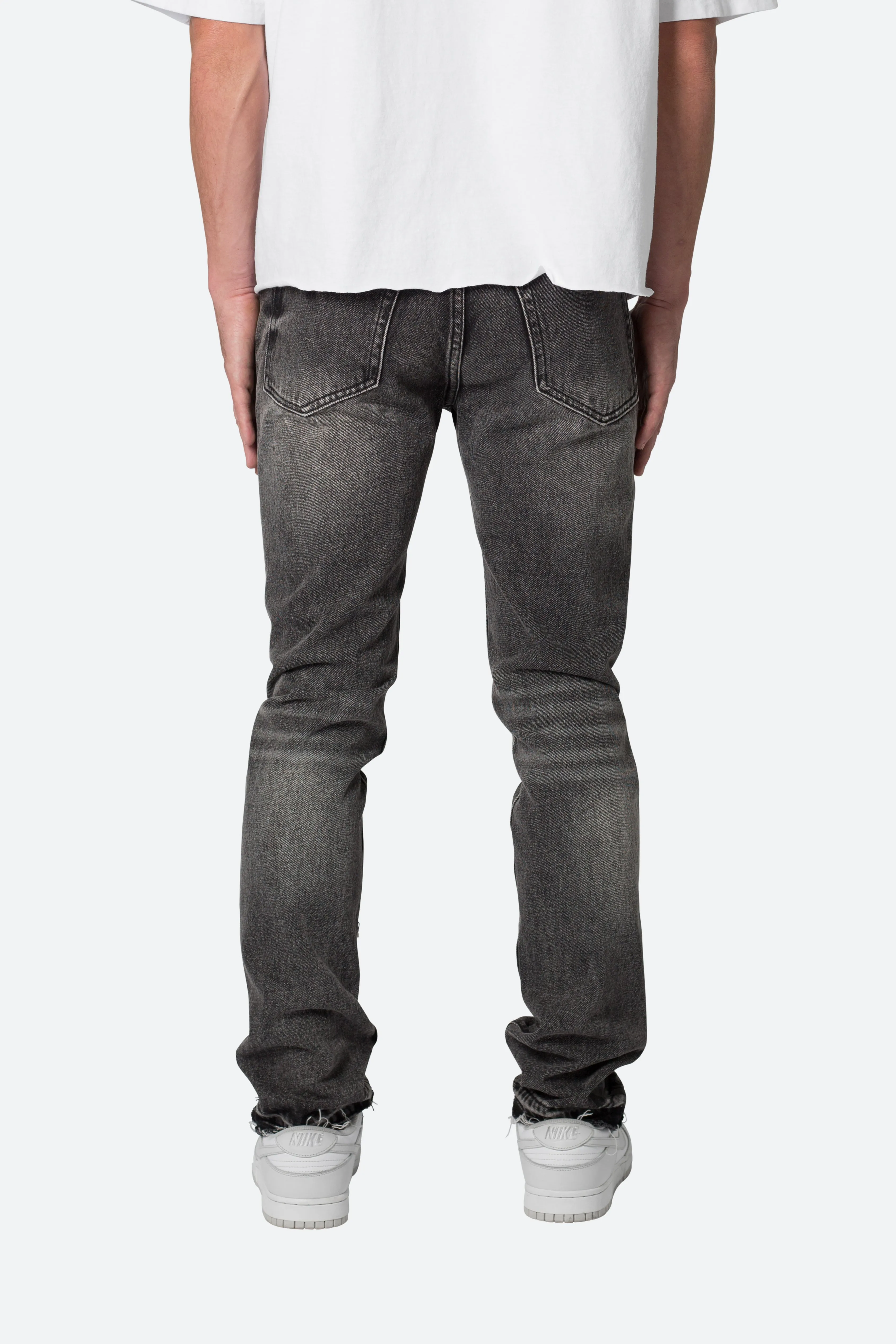D198 War Straight Denim - Black/White sold by MNML product image thumbnail 5