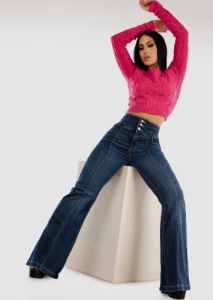 Super High Waisted Butt Lifting Flared Jeans Med Wash sold by Moda