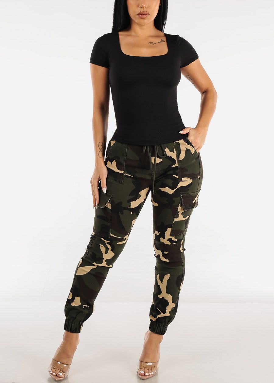 Black Short Sleeve Square Neck Fitted Top sold by Moda product image thumbnail 2