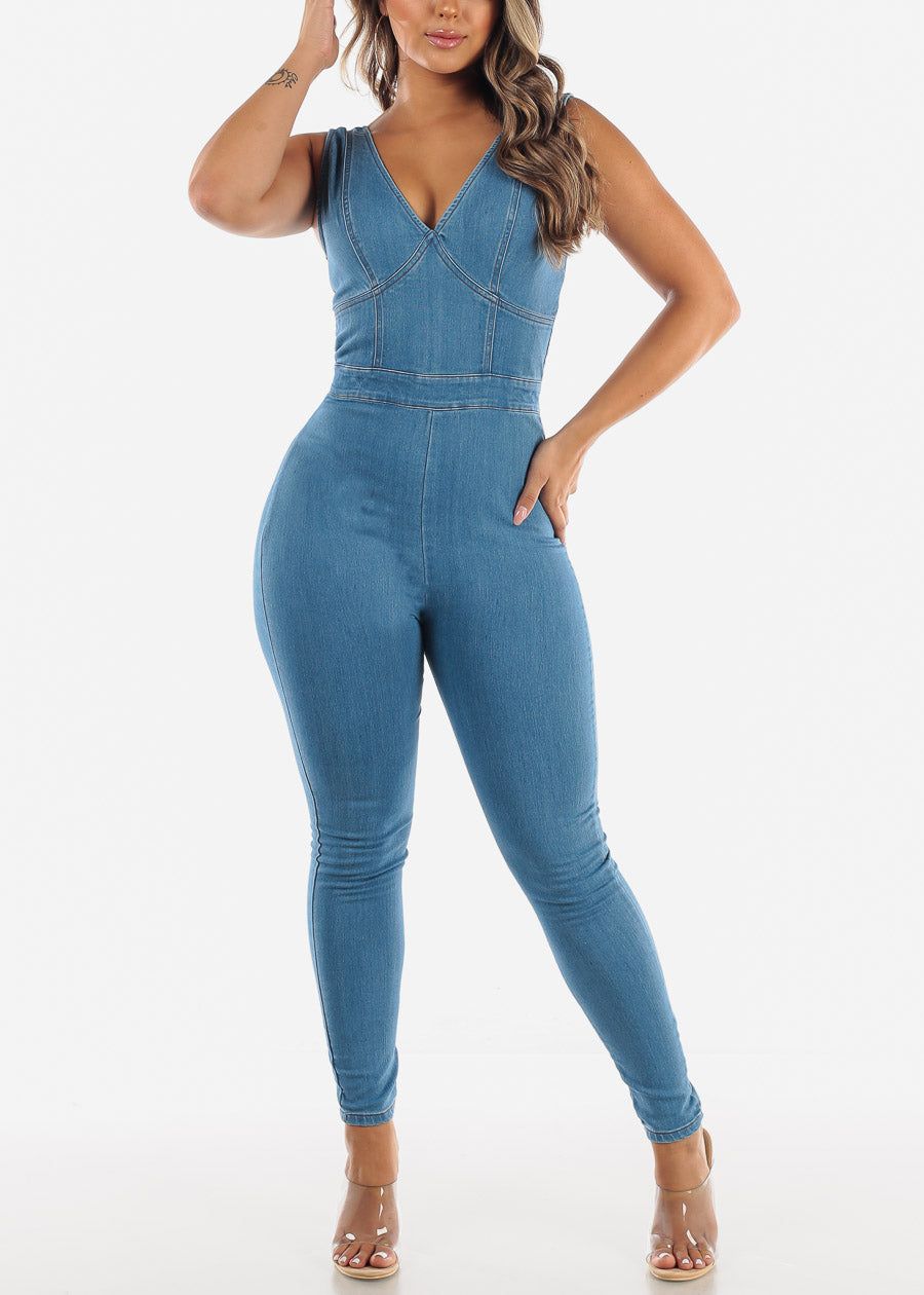 Sleeveless Denim Jumpsuit Med Wash V Neck sold by Moda