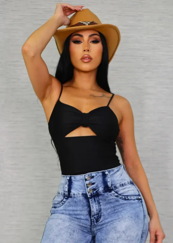 Sleeveless Cut Out Black Crop Top sold by Moda