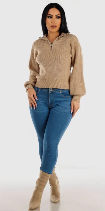 Levantacola High Waist Light Skinny Jeans with Long Sleeve Beige Mock Neck Mossy Sweater sold by Moda