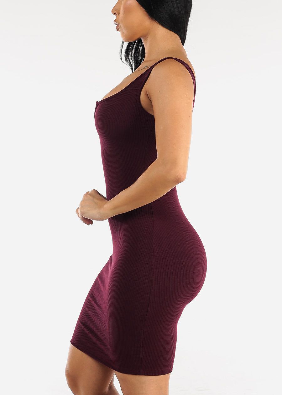 Sleeveless Notched Bodycon Tank Dress Burgundy sold by Moda product image thumbnail 3