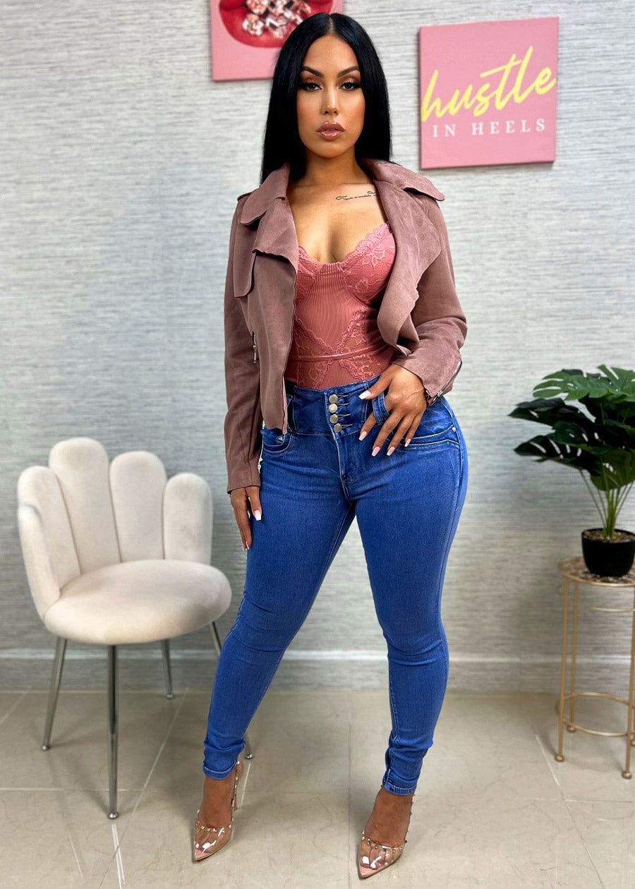 Super High Rise Butt Lifting Skinny Jeans Light Sand Wash sold by Moda product image thumbnail 3