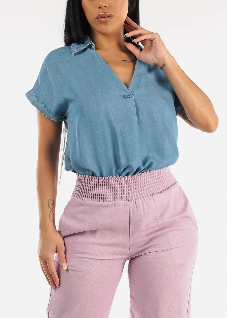 Short Sleeve Collared Denim Top sold by Moda