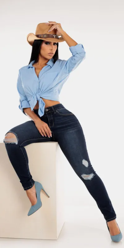 Blue Shirt Butt Lift Skinnies Look sold by Moda