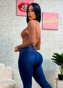 Thick Waist Butt Lifting Skinny Jeans Dark Wash sold by Moda