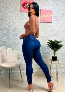 Thick Waist Butt Lifting Skinny Jeans Dark Wash sold by Moda