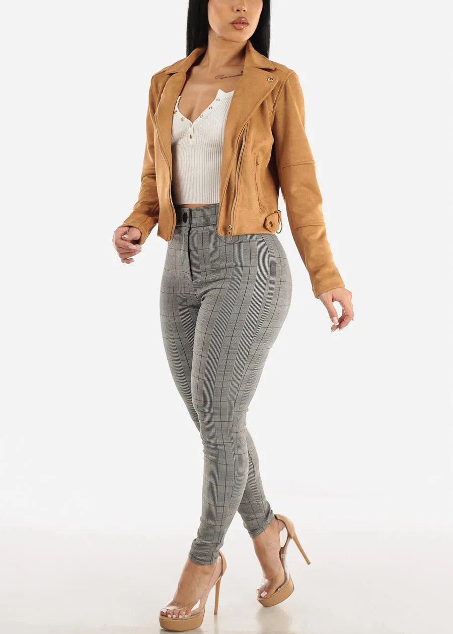 White Stretchy Knit Short Sleeve Clasp Closure Crop Top sold by Moda product image thumbnail 5