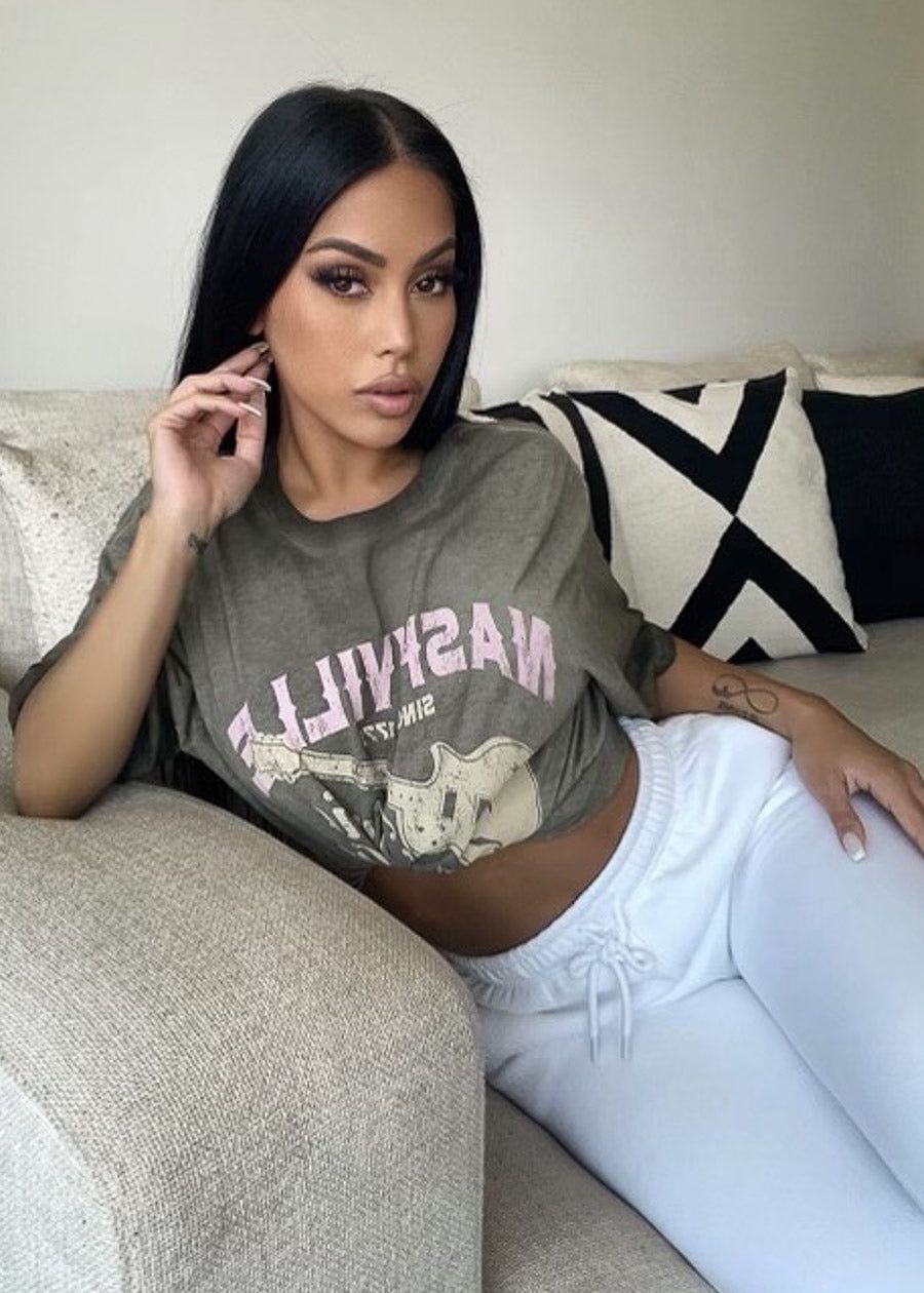 Vintage Graphic Oversized Short Sleeve Tee Nashville sold by Moda product image thumbnail 2