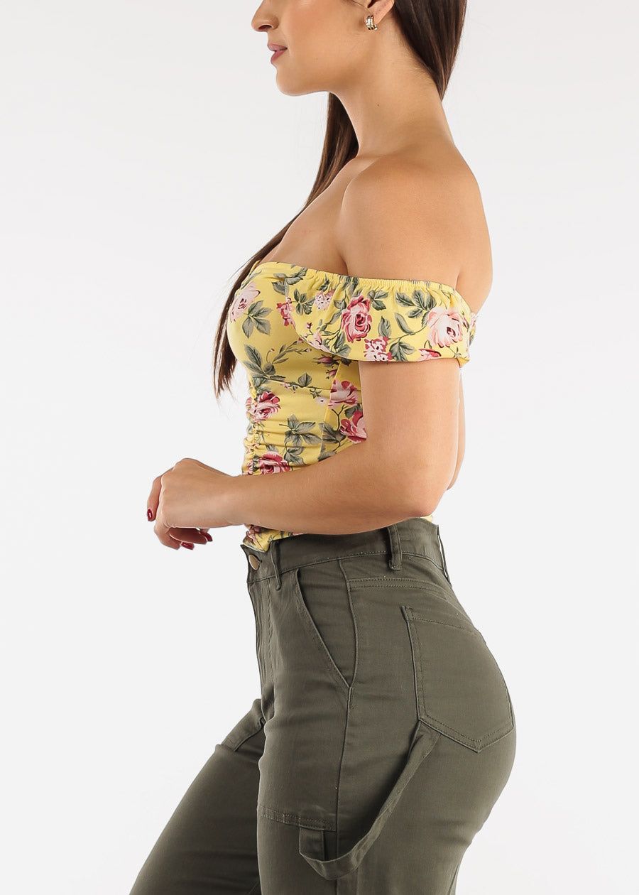 Ruched Short Sleeve Floral Top Yellow sold by Moda product image thumbnail 3