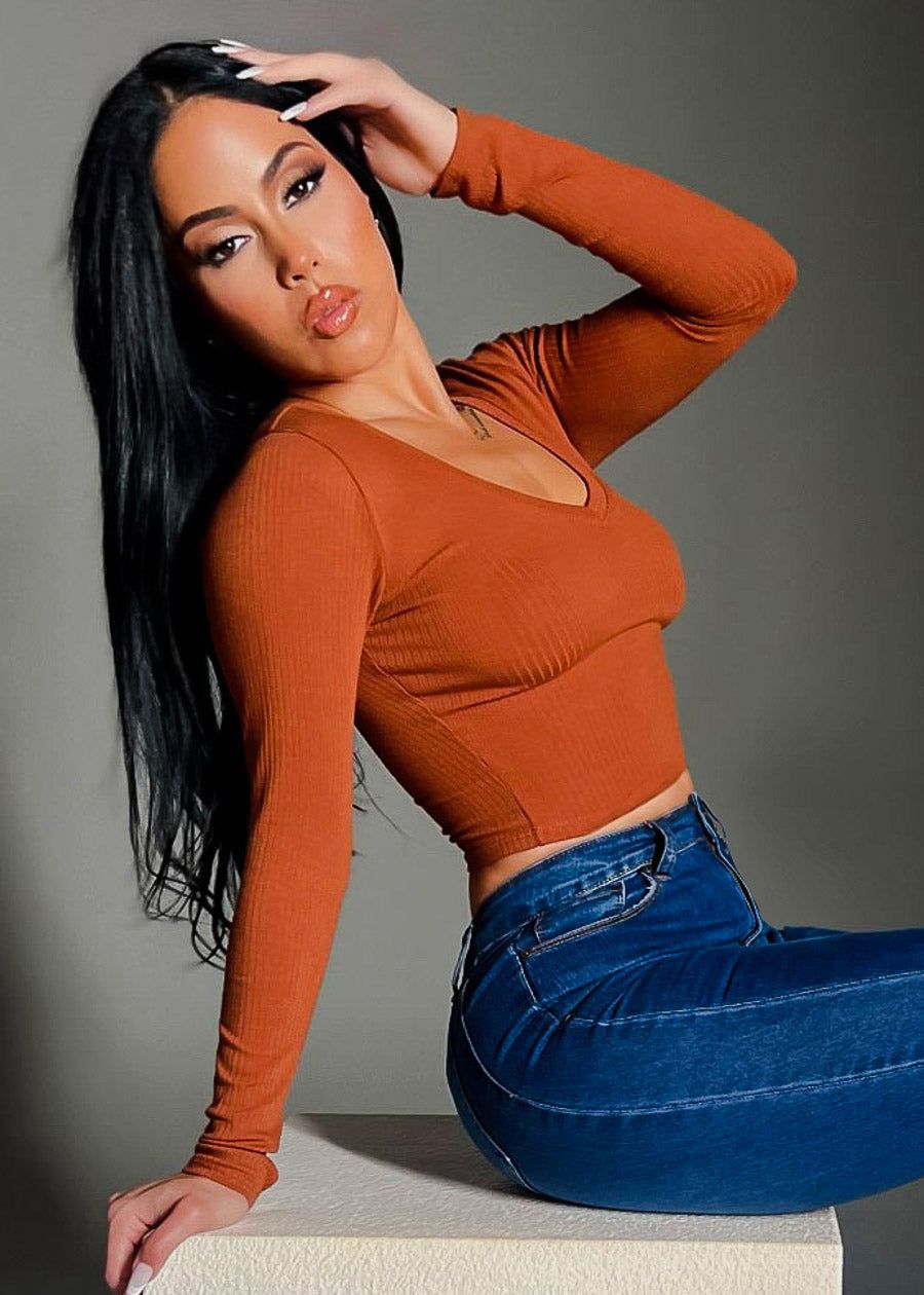 Vneck Long Sleeve Ribbed Crop Top Brown sold by Moda