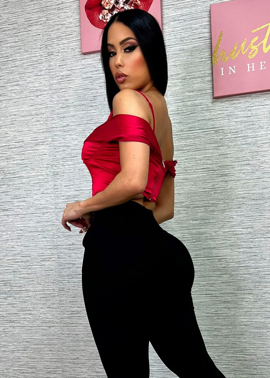 Butt Lifting Black Skinny Pants sold by Moda product image thumbnail 2