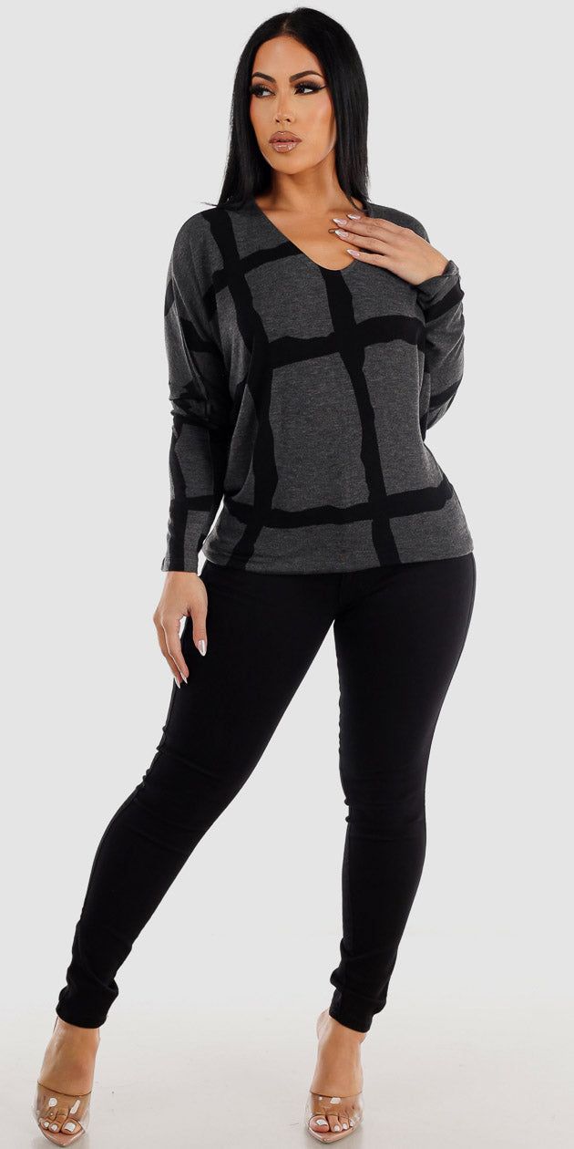 High Rise Black Levantacola Skinny Jeans with Printed Long Sleeve Tunic Top Charcoal sold by Moda