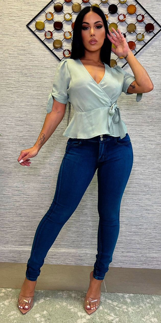 Super High Waisted Levantacola Skinny Jeans with Short Sleeve Peplum Blouse Sage sold by Moda product image thumbnail 2