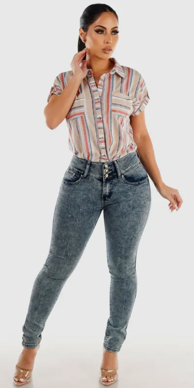 Mid Rise Levantacola Acid Wash Skinny Jeans with Taupe Short Sleeve Stripe Shirt sold by Moda