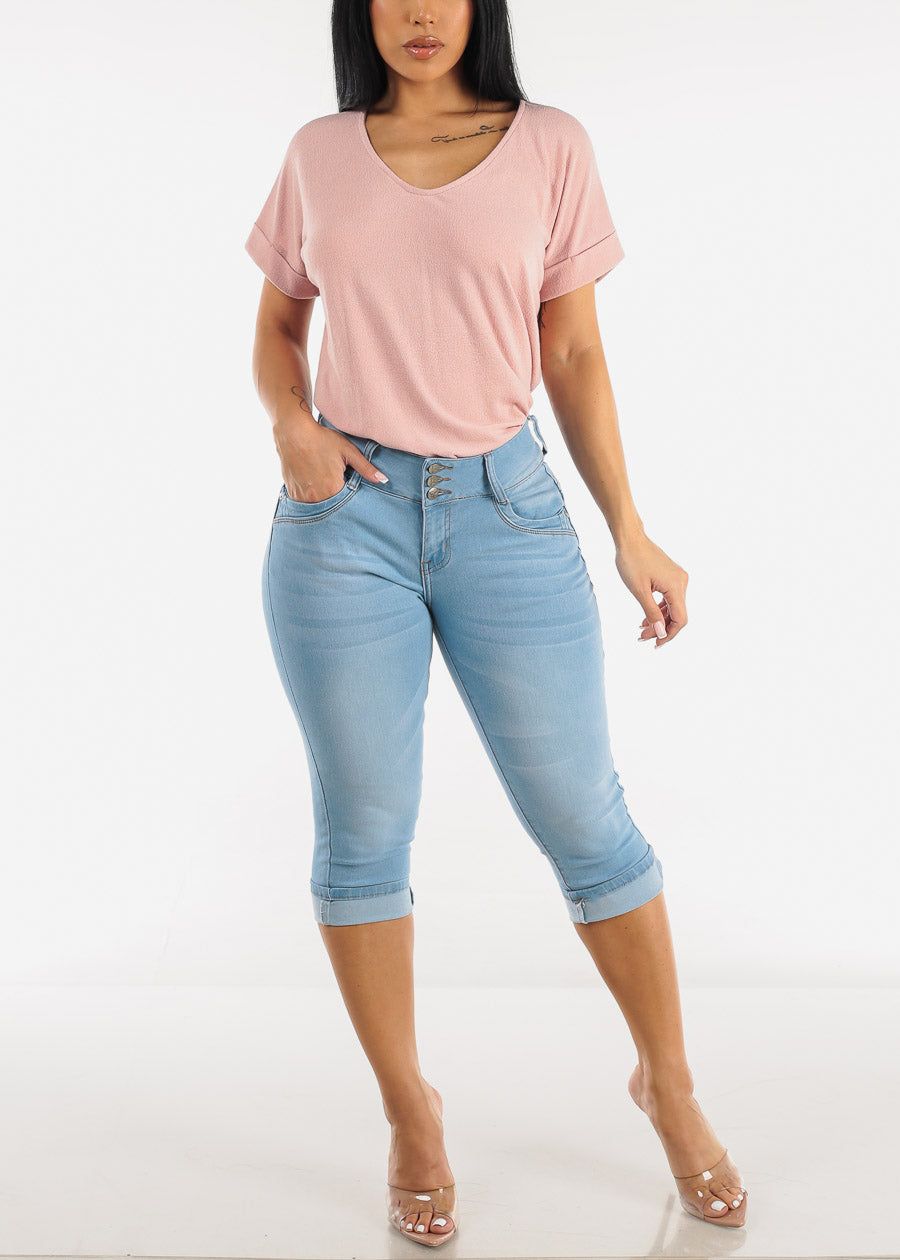 Butt Lifting Mid Rise Cuffed Denim Capris Light Blue sold by Moda product image thumbnail 2