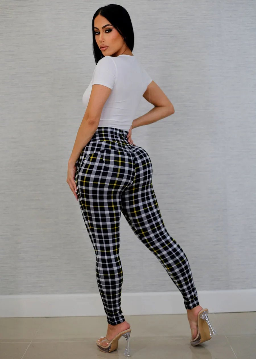 High Waisted Butt Lift Stretchy Plaid Skinny Pants w Pockets sold by Moda product image thumbnail 3