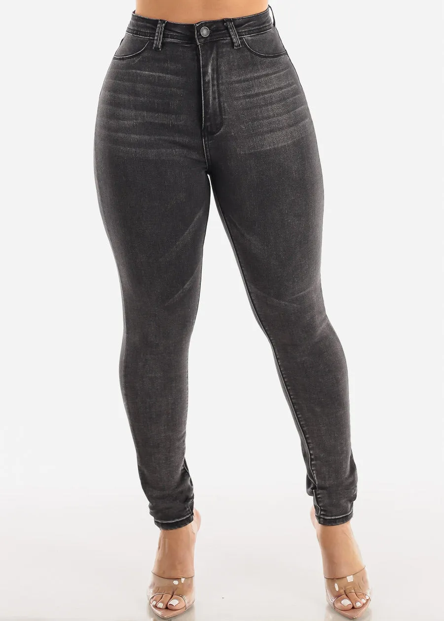 Classic 1 Button Super High Waisted Black Wash Skinny Jeans sold by Moda product image thumbnail 4