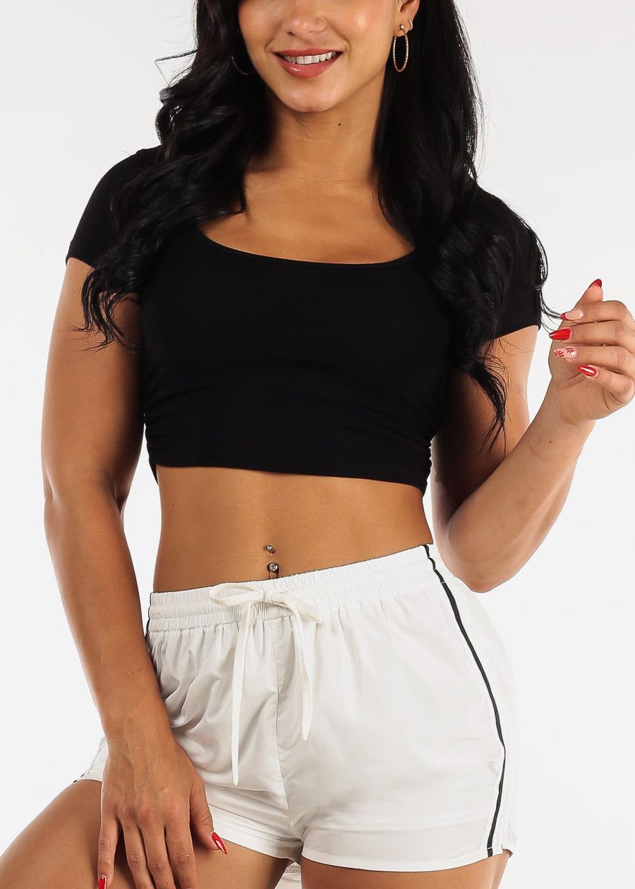 Short Sleeve Ruched Sides Crop Top Black sold by Moda