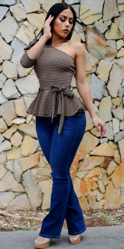 Printed Peplum Bootcut Look sold by Moda