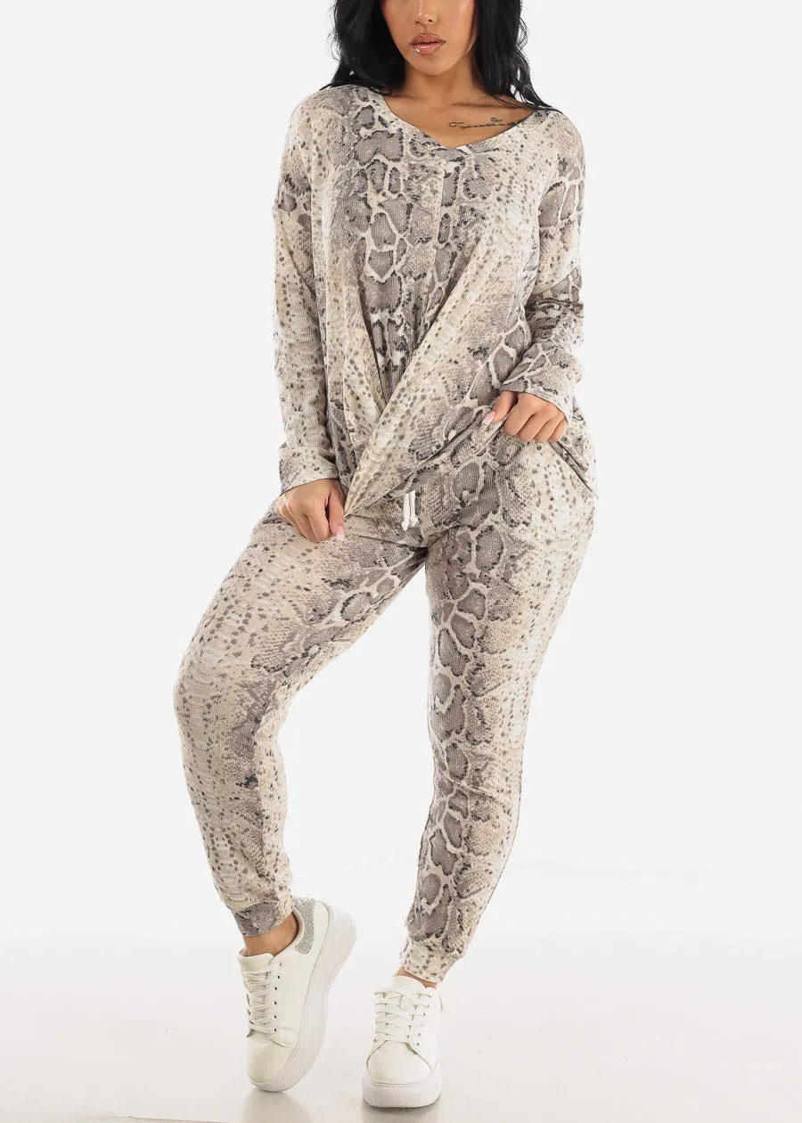 Long Sleeve Twist Front Snake Print Tunic Top sold by Moda product image thumbnail 2