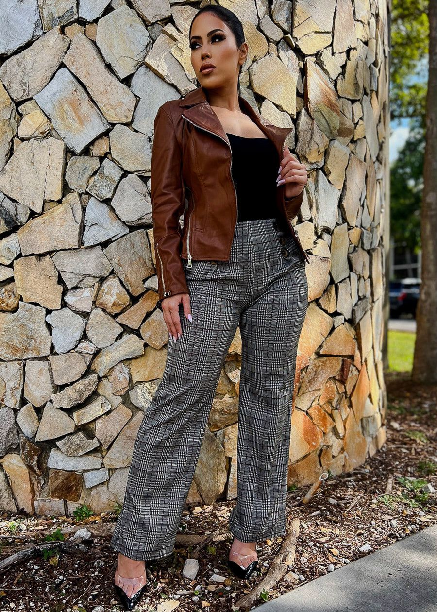 Square Neckline Long Sleeve Black Bodysuit sold by Moda product image thumbnail 2