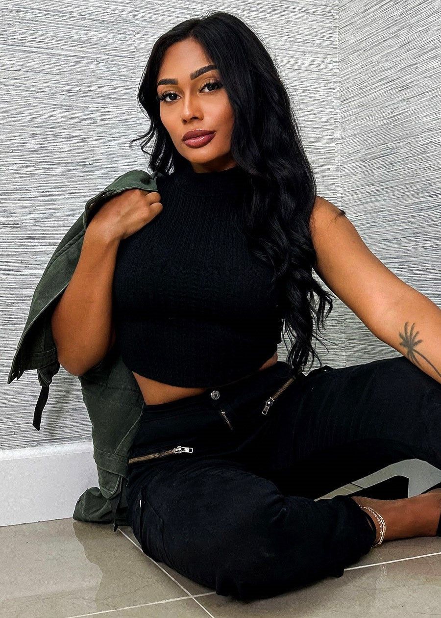 Sleeveless Black Mock Neck Crop Top sold by Moda product image thumbnail 2