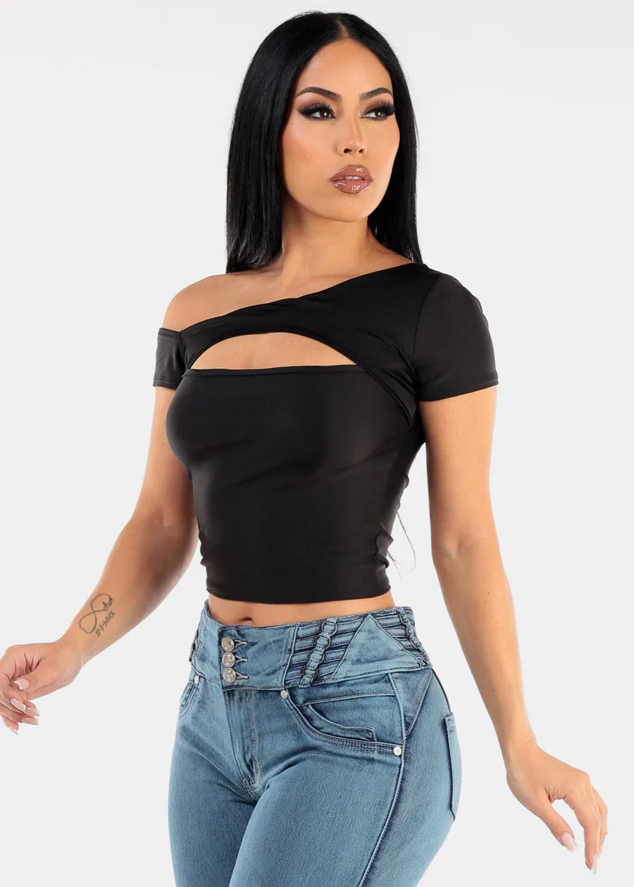 Asymmetrical Neckline Short Sleeve Black Crop Top sold by Moda