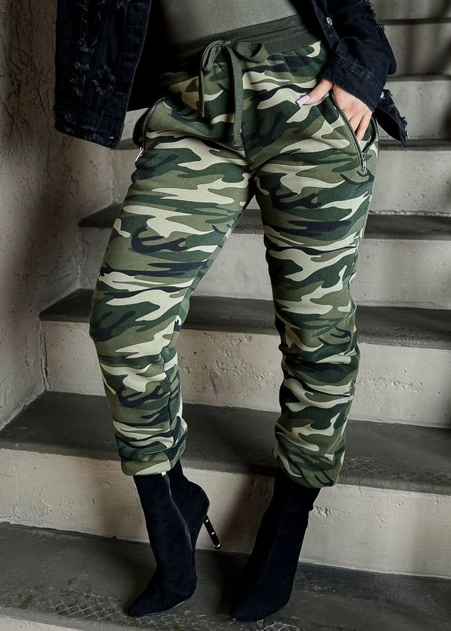 High Drawstring Waist Camouflage Jogger Sweatpants sold by Moda
