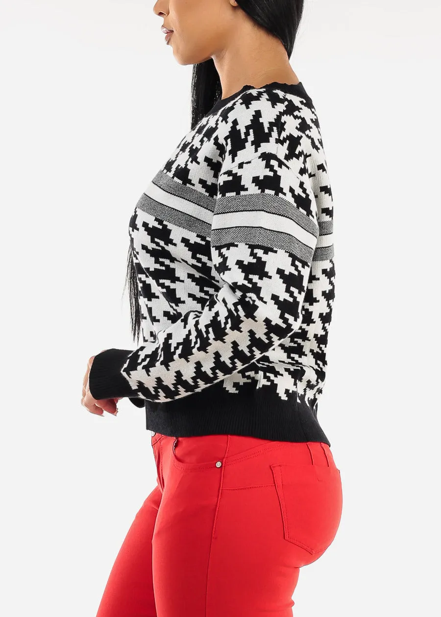 Round Neck Long Sleeve Printed Sweater B&W sold by Moda product image thumbnail 3