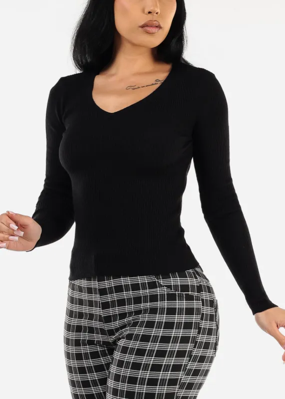 Black Long Sleeve Vneck Ribbed Sweater sold by Moda