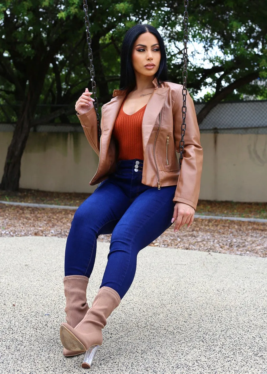 Short Sleeve V-Neck Rib Knit Sweater Top Rust sold by Moda product image thumbnail 2