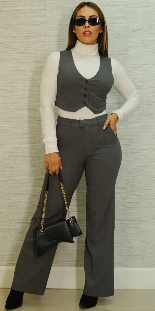 Vest White Straight Pants Trio sold by Moda