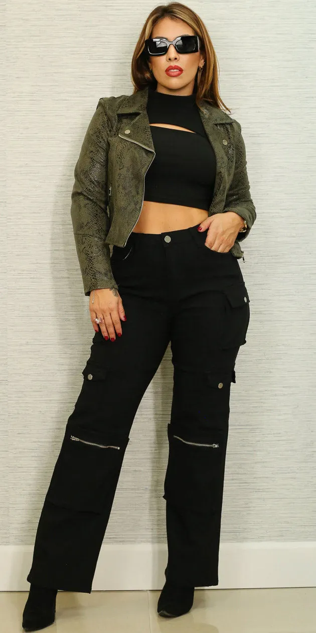 Printed Black Cargo Pants Trio sold by Moda