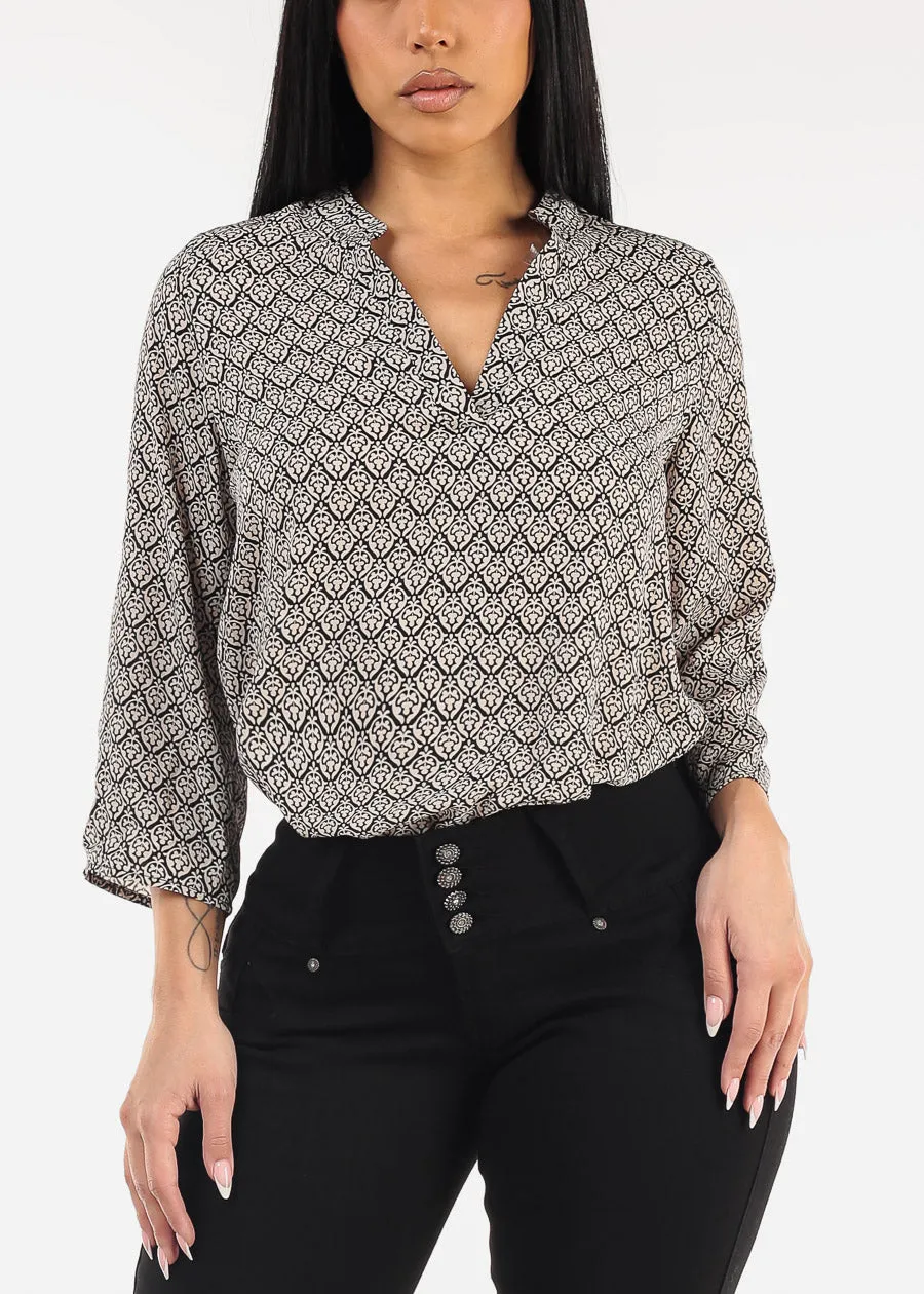 Quarter Sleeve V-Neck Printed Blouse Black sold by Moda