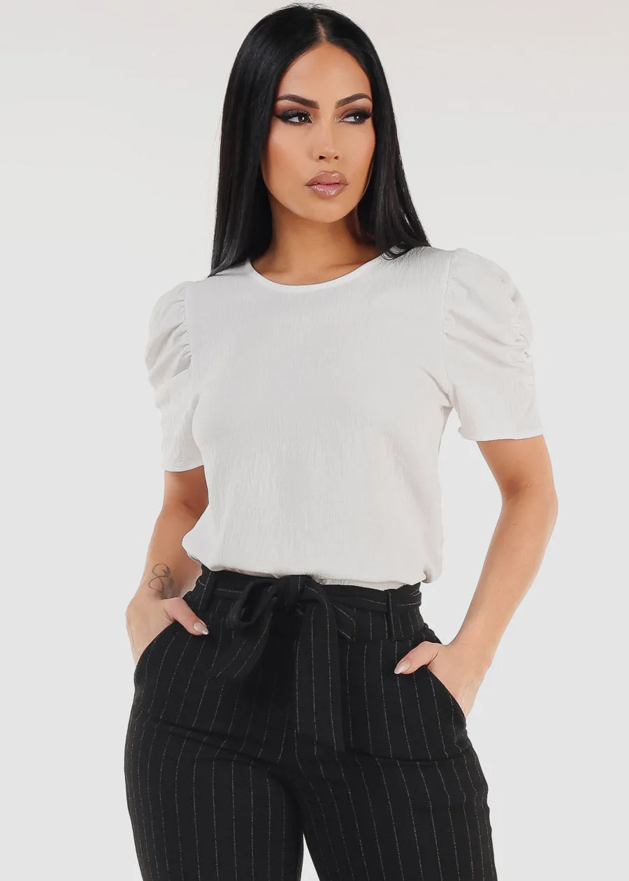 Short Puff Sleeve White Round Neck Blouse sold by Moda