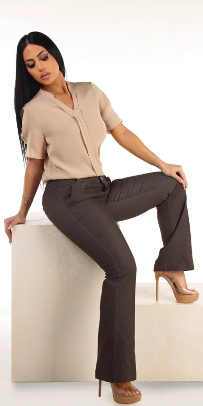 Khaki Bootcut Jeans Look sold by Moda