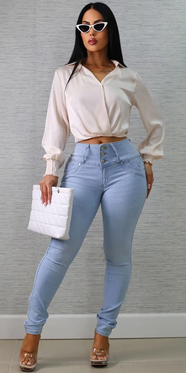 Satin Butt Lift Skinnies Look sold by Moda