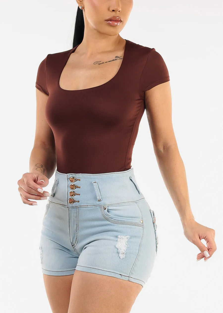 Short Sleeve Square Neck Top Brown sold by Moda