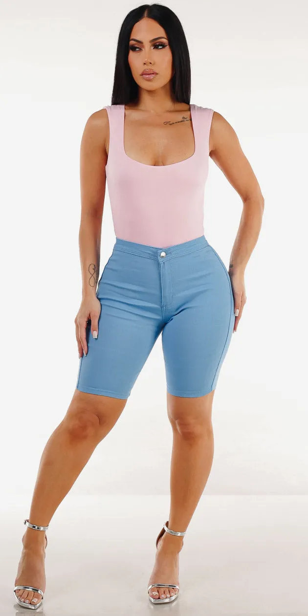 Light Pink Bermuda Shorts Look sold by Moda