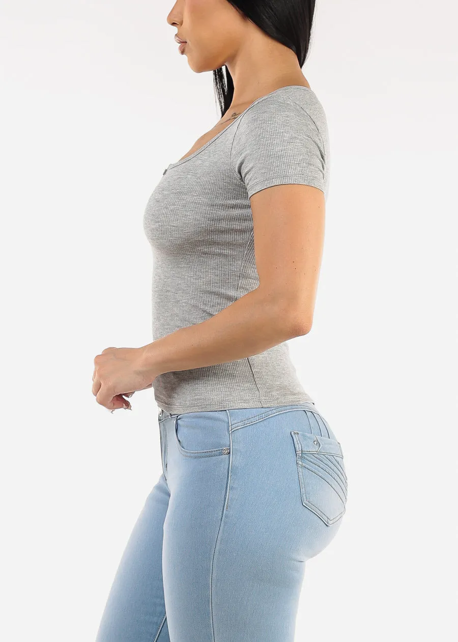 Stretchy Short Sleeve Vneck Ribbed Tee Grey sold by Moda product image thumbnail 3
