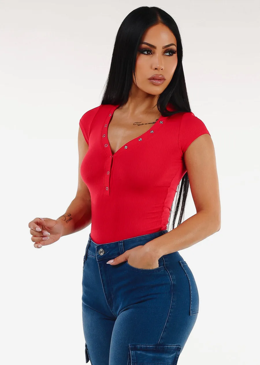 Short Sleeve Vneck Ribbed Stretch Top Red sold by Moda product image thumbnail 3