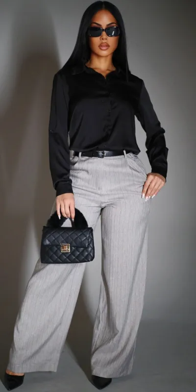 Satin Wide Leg Pants Look sold by Moda